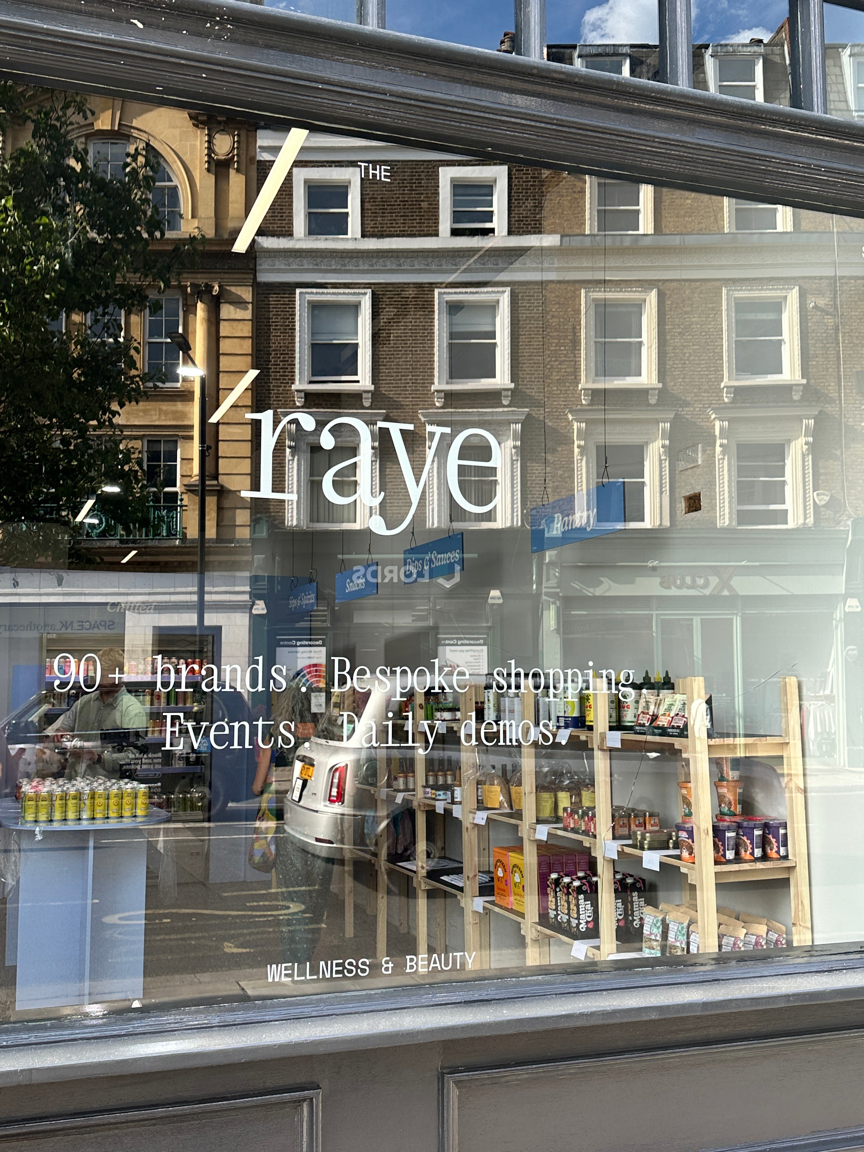 RAYE THE STORE POPS UP IN LONDON’S NOTTING HILL FOR ITS SPRING 2025 SHOWCASE