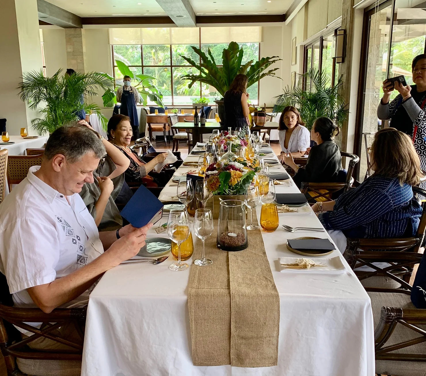 Manilenos Manileños are more accepting of modern Filipino dishes than their over ...